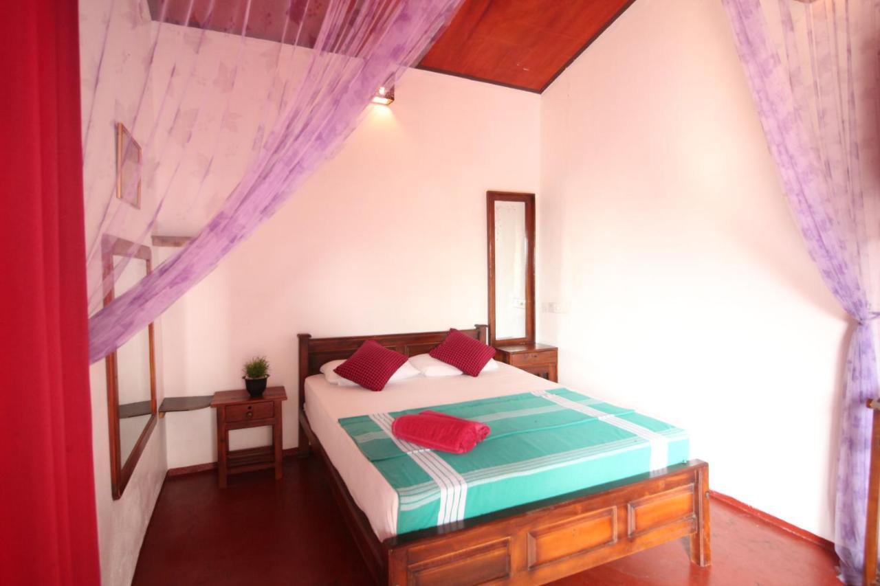 Feel The Waves Hotel Arugam Bay Bagian luar foto