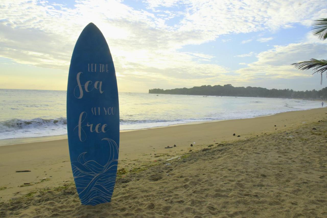 Feel The Waves Hotel Arugam Bay Bagian luar foto