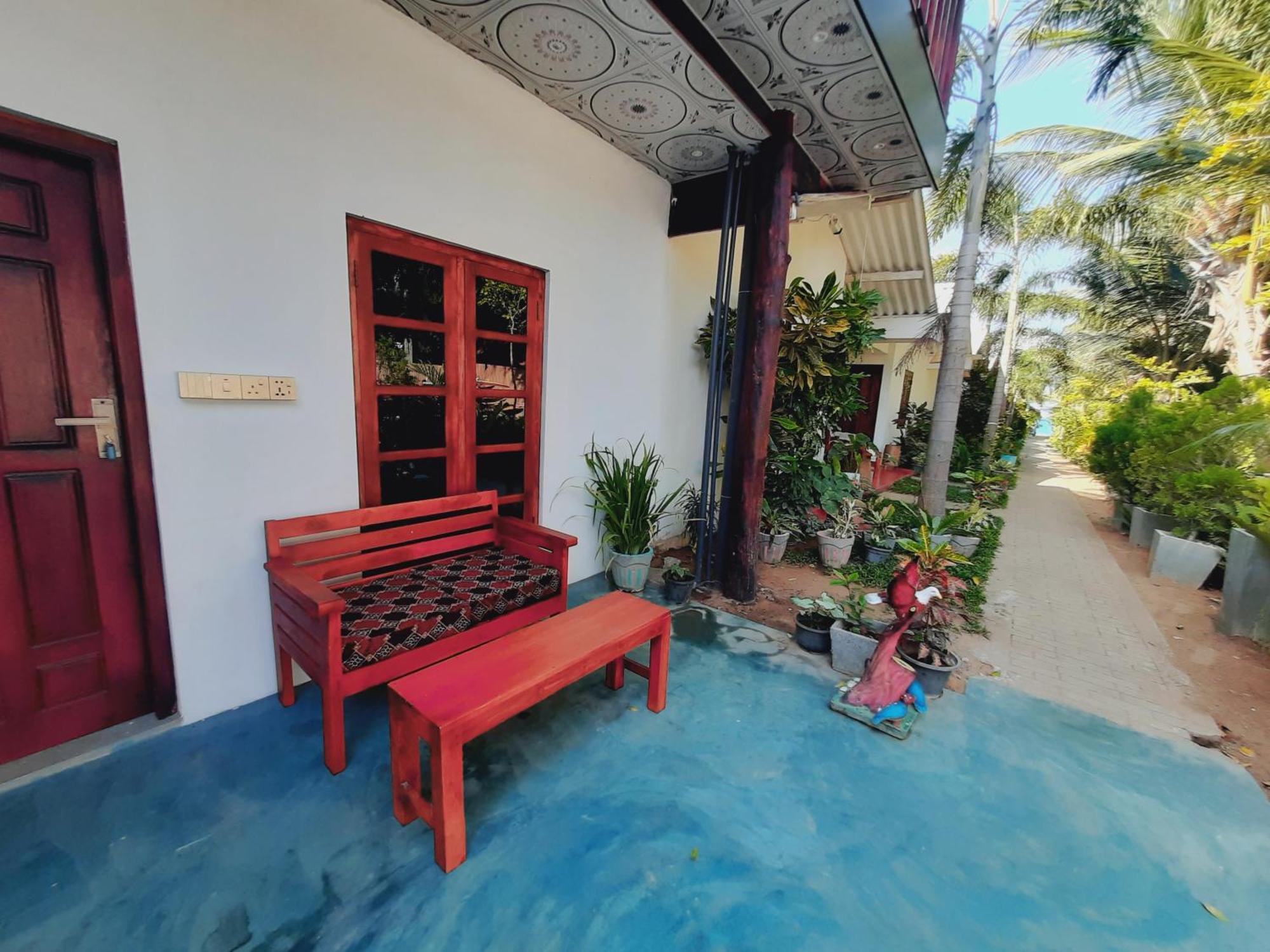 Feel The Waves Hotel Arugam Bay Bagian luar foto